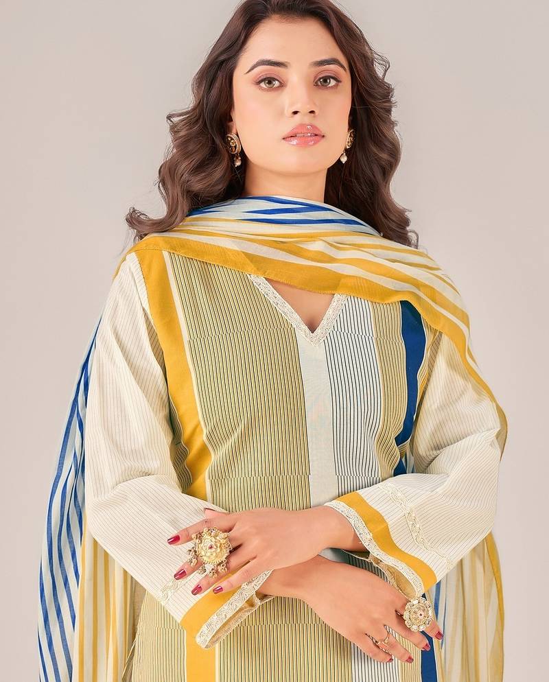 Cream cotton printed hand embroidery kurta set with dupatta