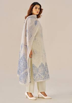 Cream linen printed hand embroidery kurta set with dupatta 2