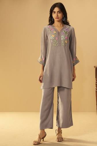 Purple chanderi printed hand embroidery kurta set for women