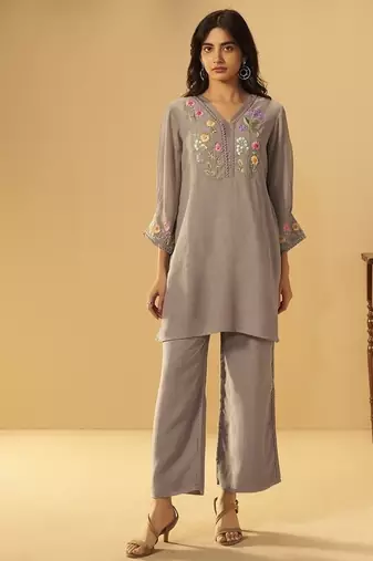 Purple chanderi printed hand embroidery kurta set for women