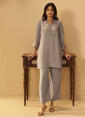Purple chanderi printed hand embroidery kurta set for women 2
