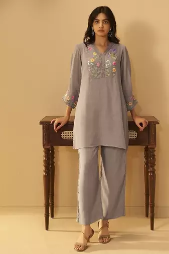 Purple chanderi printed hand embroidery kurta set for women
