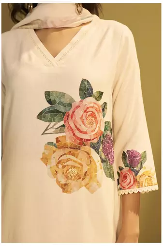 Cream linen printed hand embroidery kurta set with dupatta