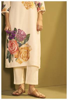 Cream linen printed hand embroidery kurta set with dupatta 5