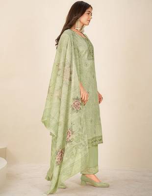 Green linen printed hand embroidery kurta set with dupatta 2