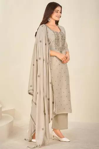 Cream chanderi printed hand embroidery kurta set with dupatta
