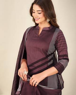 Purple cotton printed hand embroidery kurta set with dupatta 5