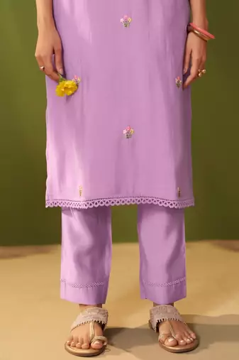 Lavender chanderi printed hand embroidery kurta set with dupatta