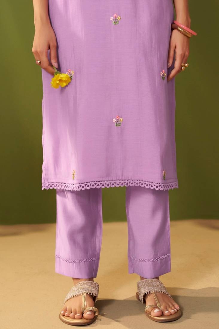 Lavender chanderi printed hand embroidery kurta set with dupatta