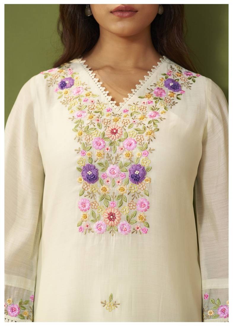 Cream chanderi printed hand embroidery kurta set with dupatta