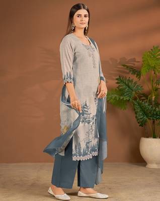 Grey cotton printed hand embroidery kurta set with dupatta 2