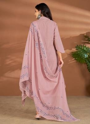Pink linen printed hand embroidery kurta set with dupatta 4