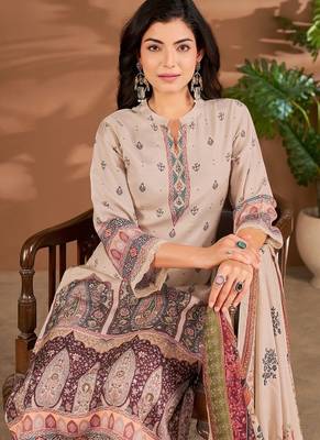 Cream linen printed hand embroidery kurta set with dupatta 5