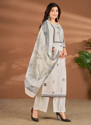 White chanderi printed hand embroidery kurta set with dupatta 3