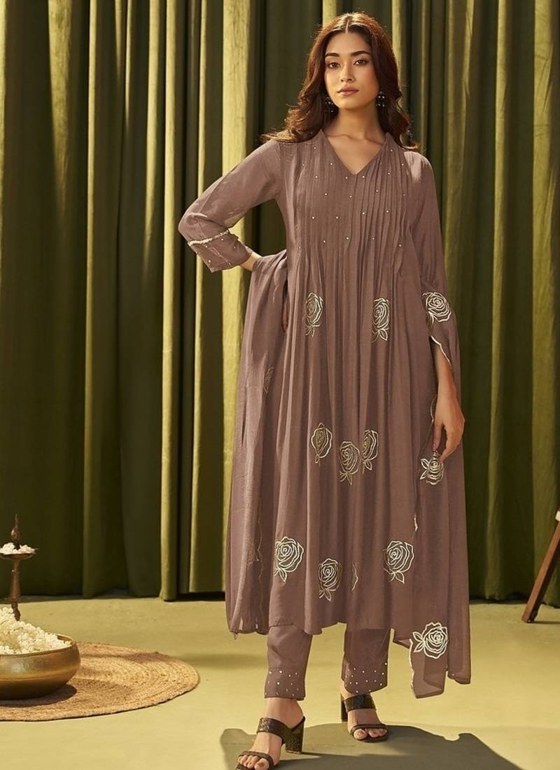 Brown chanderi printed hand embroidery kurta set with dupatta