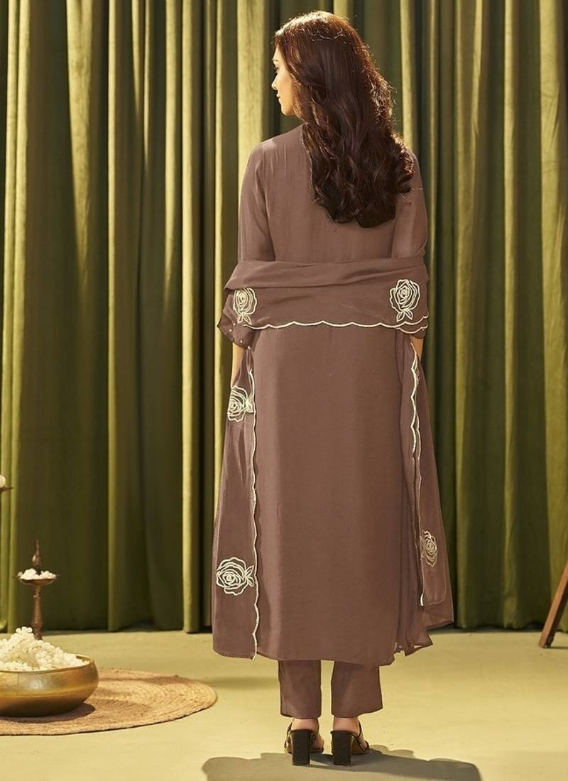 Brown chanderi printed hand embroidery kurta set with dupatta