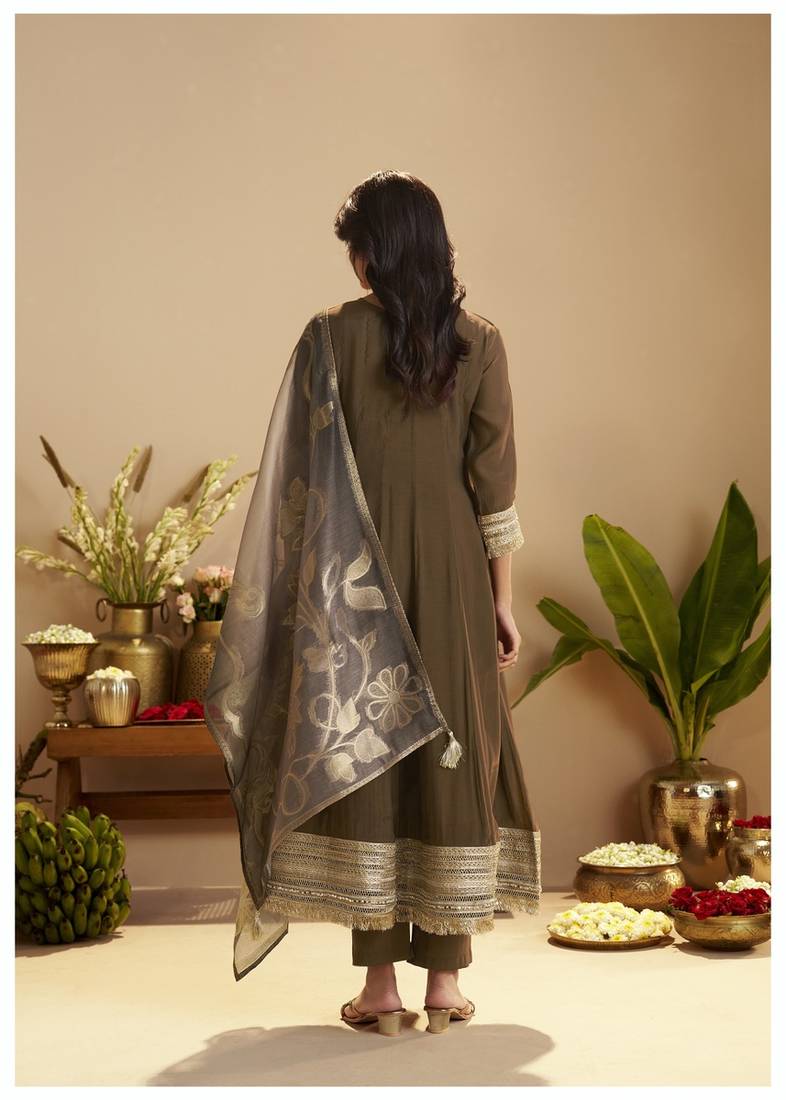 Brown chanderi printed hand embroidery kurta set with dupatta