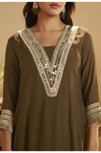 Brown chanderi printed hand embroidery kurta set with dupatta