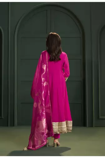 Pink chanderi printed hand embroidery kurta set with dupatta