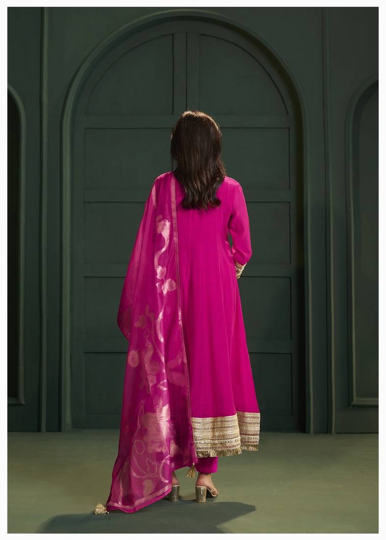 Pink chanderi printed hand embroidery kurta set with dupatta