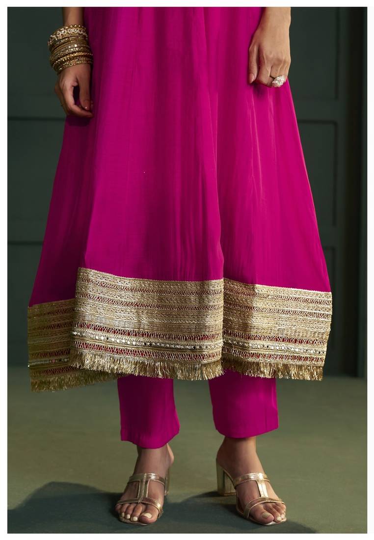 Pink chanderi printed hand embroidery kurta set with dupatta