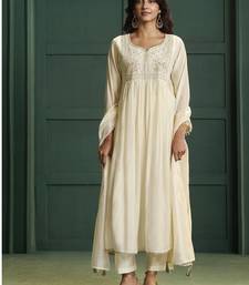 Cream chanderi printed hand embroidery kurta set with dupatta