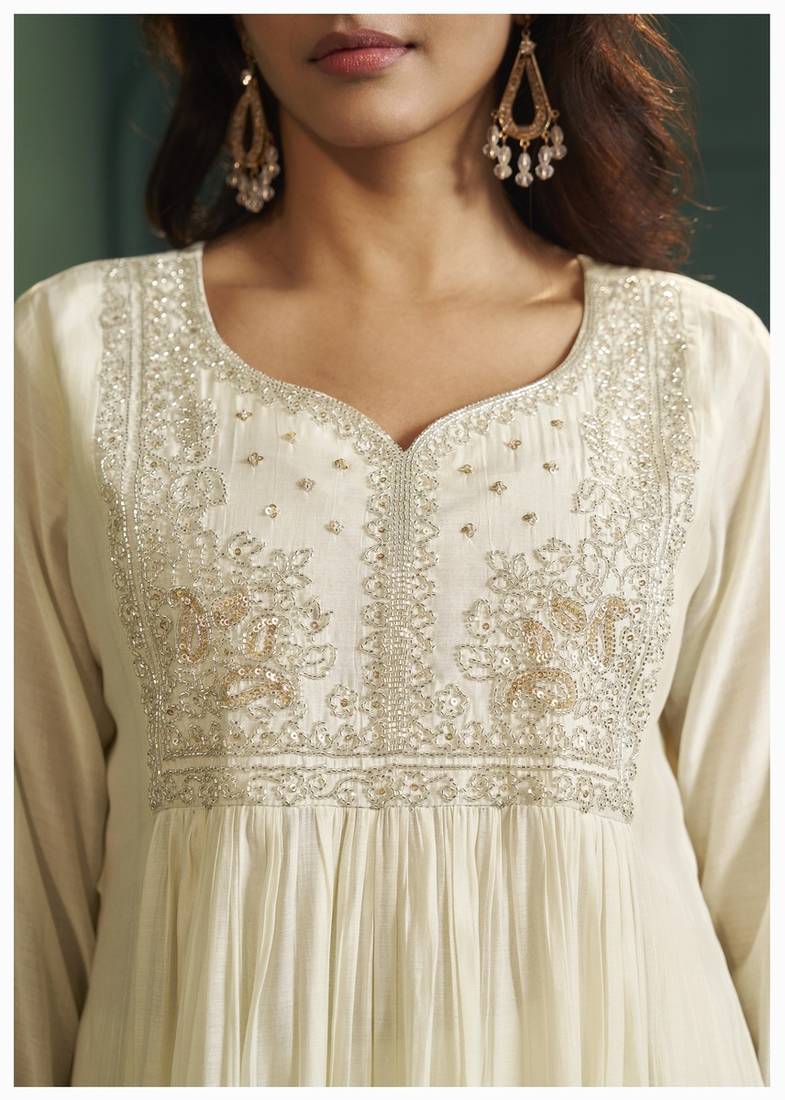 Cream chanderi printed hand embroidery kurta set with dupatta