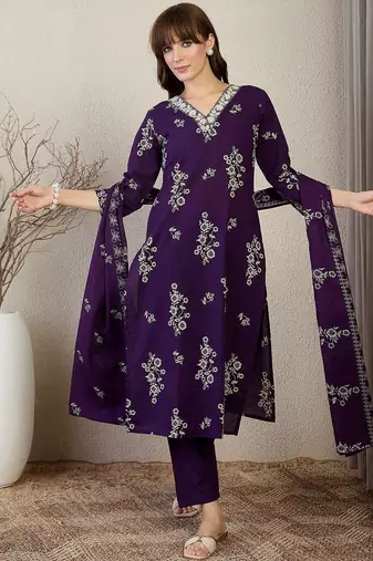 Women Floral Printed Regular Pure Cotton Kurta with Trousers & Dupatta