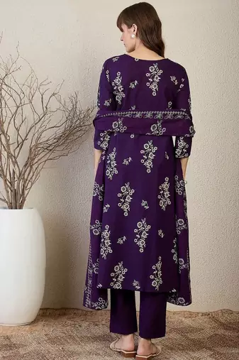 Women Floral Printed Regular Pure Cotton Kurta with Trousers & Dupatta