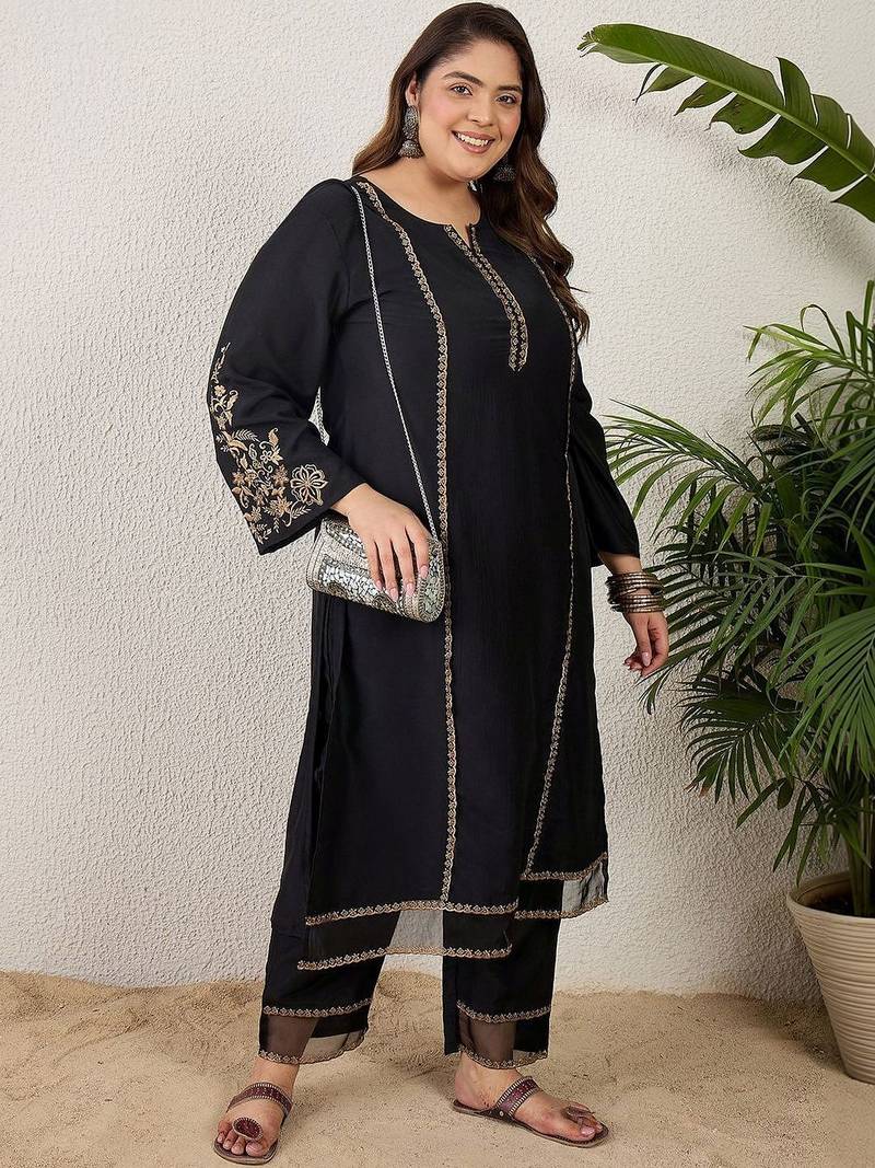 Plus Size Ethnic Motifs Embroidered Regular Thread Work Kurta with Trousers