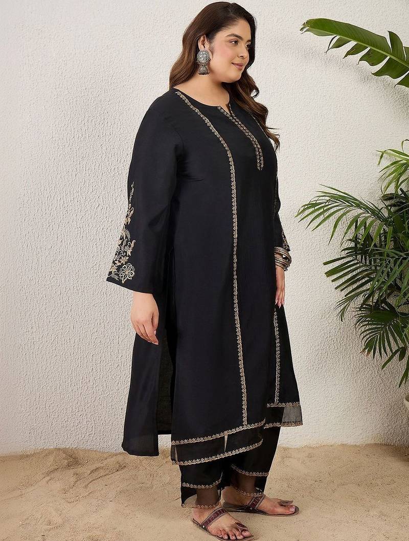 Plus Size Ethnic Motifs Embroidered Regular Thread Work Kurta with Trousers