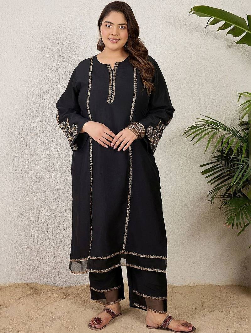 Plus Size Ethnic Motifs Embroidered Regular Thread Work Kurta with Trousers