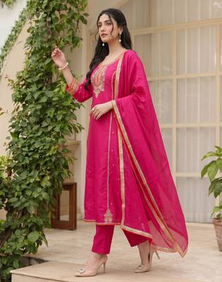 Rani embroidered lined silk a-line salwar suit set with cotton chanderi dupatta 2