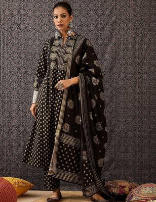 Women Ethnic Motifs Embroidered Panelled Thread Work Pure Cotton Kurta with Trousers & With Dupatta 2