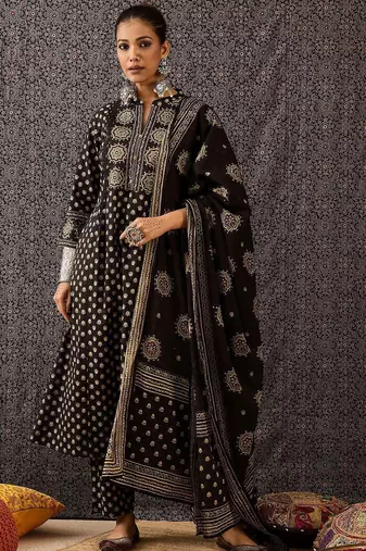 Women Ethnic Motifs Embroidered Panelled Thread Work Pure Cotton Kurta with Trousers & With Dupatta