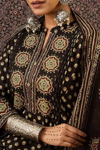 Women Ethnic Motifs Embroidered Panelled Thread Work Pure Cotton Kurta with Trousers & With Dupatta