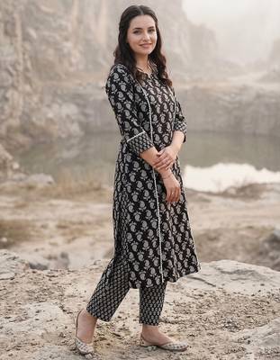 Women Paisley Printed Panelled Mirror Work Pure Cotton Kurta with Trousers 1