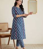 Women Paisley Printed Panelled Mirror Work Pure Cotton Kurta with Trousers