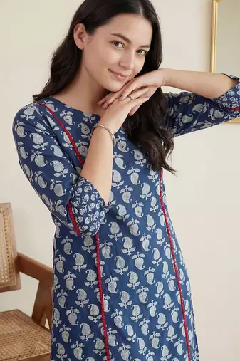 Women Paisley Printed Panelled Mirror Work Pure Cotton Kurta with Trousers