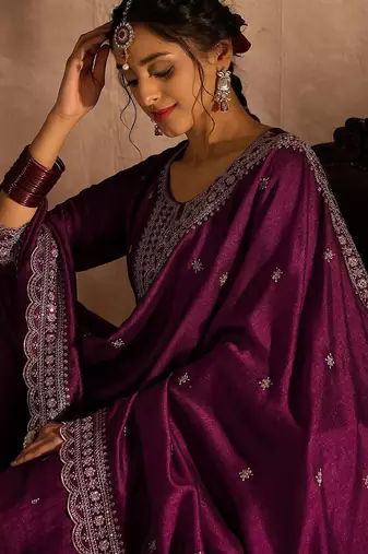 Ethnic Motifs Embroidered Thread Work Kurta with Trousers & Dupatta