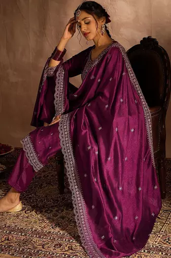 Ethnic Motifs Embroidered Thread Work Kurta with Trousers & Dupatta