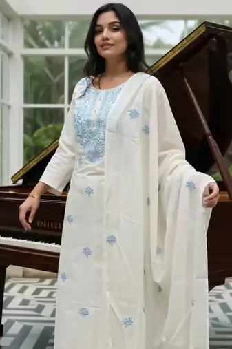 Ethnic Motifs Embroidered Thread Work Pure Cotton Kurta With Trousers & Dupatta