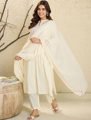 Floral Embroidered Mirror Work Pure Cotton Kurta With Trousers & Dupatta 5