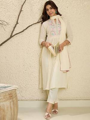 Floral Embroidered Mirror Work Pure Cotton Kurta With Trousers & Dupatta 7