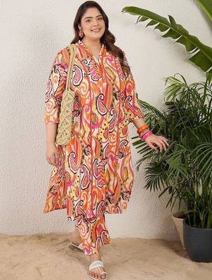Plus Size Paisley Printed Panelled Pure Cotton Kurta with Trousers 1