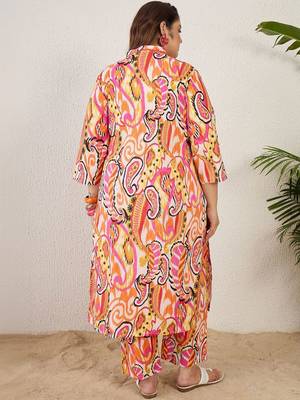 Plus Size Paisley Printed Panelled Pure Cotton Kurta with Trousers 4