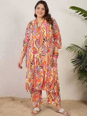 Plus Size Paisley Printed Panelled Pure Cotton Kurta with Trousers 6