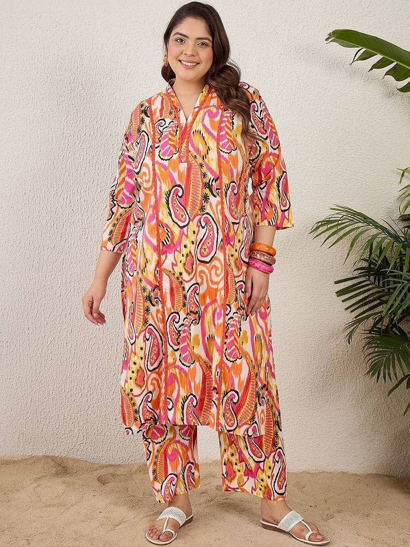 Plus Size Paisley Printed Panelled Pure Cotton Kurta with Trousers