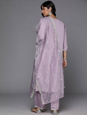 Plus Size Lavender Embroidered Straight Kurta Trousers With Dupatta Set 6