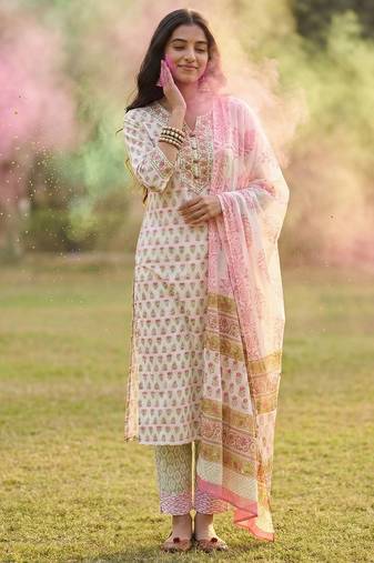 Floral Printed V-Neck Pure Cotton Straight Kurta with Trousers & With Dupatta